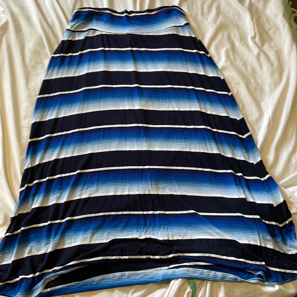 Women’s maxi skirt